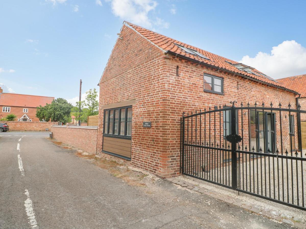 Lifford Coach House Villa Sutton on Trent Exterior photo